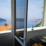Merivo - With Sea View *